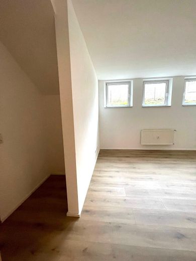 Helle moderne 2 Zimmer Wohnung – Foto 3
