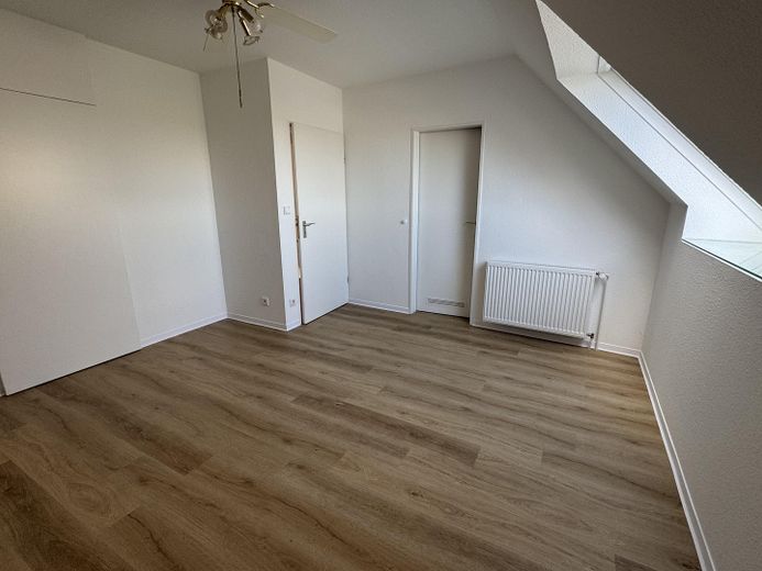 Schlafzimmer_geschlossene Tür