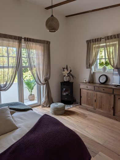 Elternschlafzimmer mit Balkon