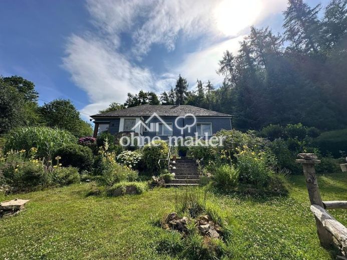Freistehendes Einfamilienhaus in Alleinlage mit Panoramablick im Wald – फोटो 1