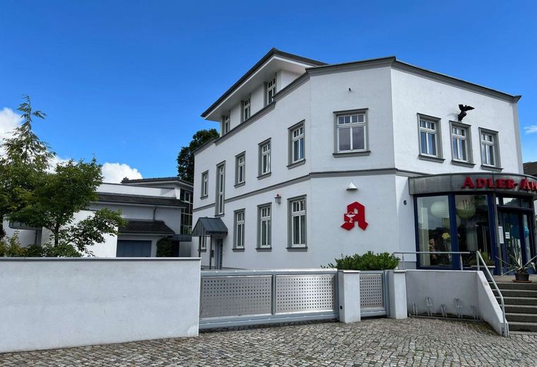 Hauptgeb. Straßenseite