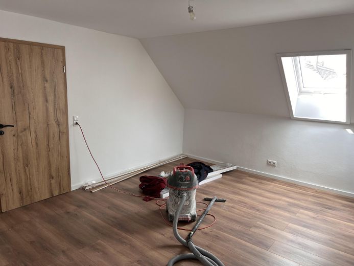 Attraktive Wohnung mit zusätzlichem Mietertrag – ideal für Eigennutzer und Kapitalanleger – Foto 1