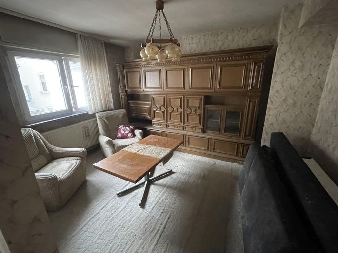 Großes Grundstück, Haus und Scheuer mit Ausbaupotential – Foto 8