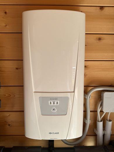 Vendita da privato - casa bifamiliare/casa multigenerazionale su terreno in diritto di superficie a Kaarst Mitte – Durchlauferhitzer Pool