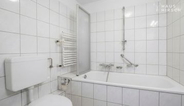 Dachgeshoss Wohnung, Immengarten 34 – Badezimmer