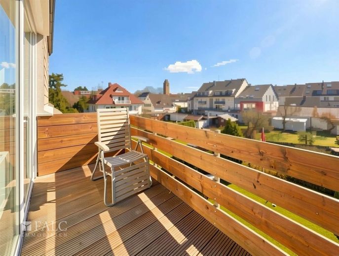 Drei Einheiten, viele Möglichkeiten - Mehrfamilienhaus mit Zukunft – Balkon