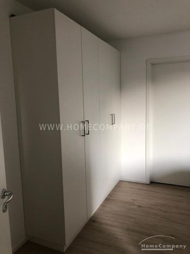Lichtdurchflutete 2-Zimmer-Wohnung in zentraler Lage von Bonn-Beuel! – 94c66a92d6ee5c5cecfe9bc9a23307d19c8d8bfc.jpg