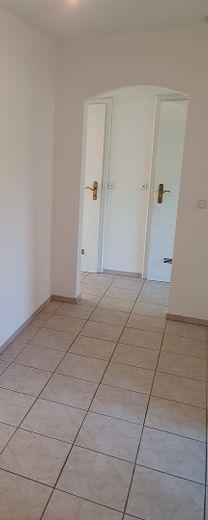 Blick auf Bad und WC