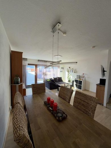 Naturnahes Reihenmittelhaus in verkehrsberuhigter Straße - PROVISIONSFREI - VHB – Wohn- und Essbereich, EG