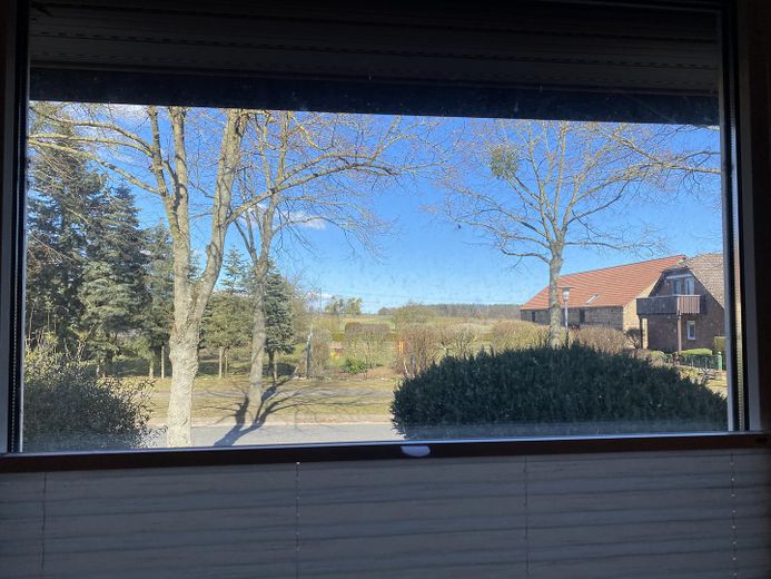 Geschützter Vierseithof mit mehreren Nebengebäuden und weitläufigem Garten – Foto 35