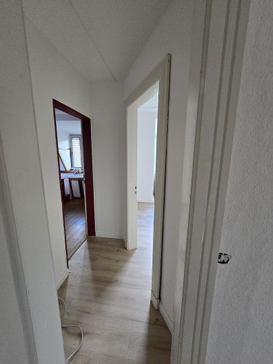 Appartamento mansardato di 3 locali appena ristrutturato con vista sul fiordo e cucina componibile – Foto 19