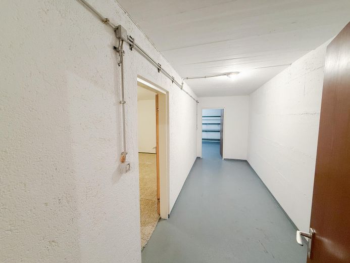 Gang zum Hobbyraum 2