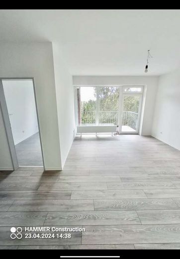 Düsseldorf Gerresheim 2 Zi- in bester Lage direkt am Wald – Wohnzimmer