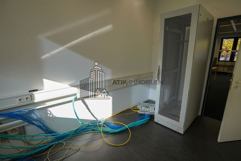 ATIK: Moderne Büroflächen im High-Tech-Park in Mannheim – Serverraum