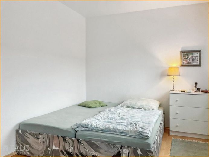 Schlafzimmer 2