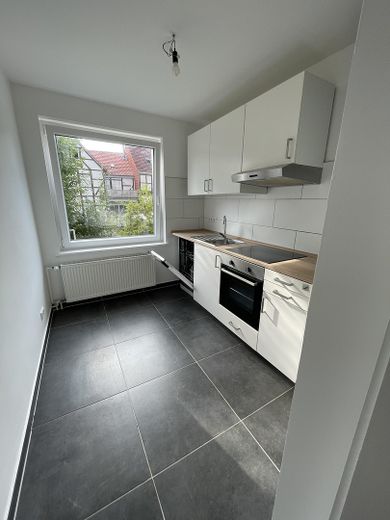 Frisch modernisierte 3-Zimmer-Wohnung in Altstadtnähe – Küche