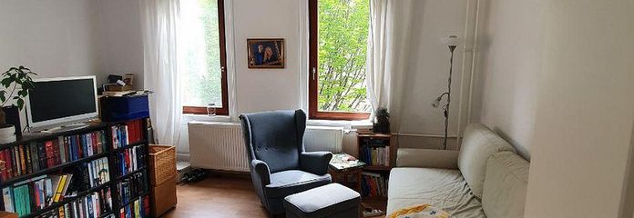 شقة مشمسة من غرفتين في موقع مركزي في روتنبورغ – Wohnzimmer