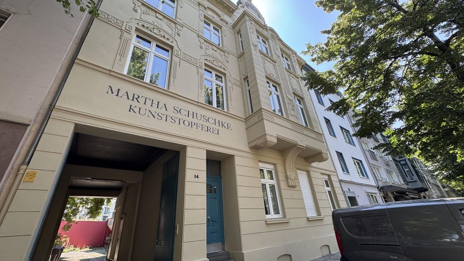 Heute: Im Jugendstil mit hohen Decken leben!!!! Nahe Bilk S und Düsseldorf Arcaden – Foto 2