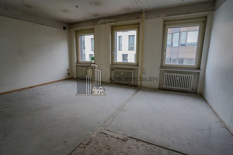 ATIK: Exklusive Bürofläche im obersten Stockwerk mit Wasserturm-Panorama über der Deutschen Bank – Innenansicht