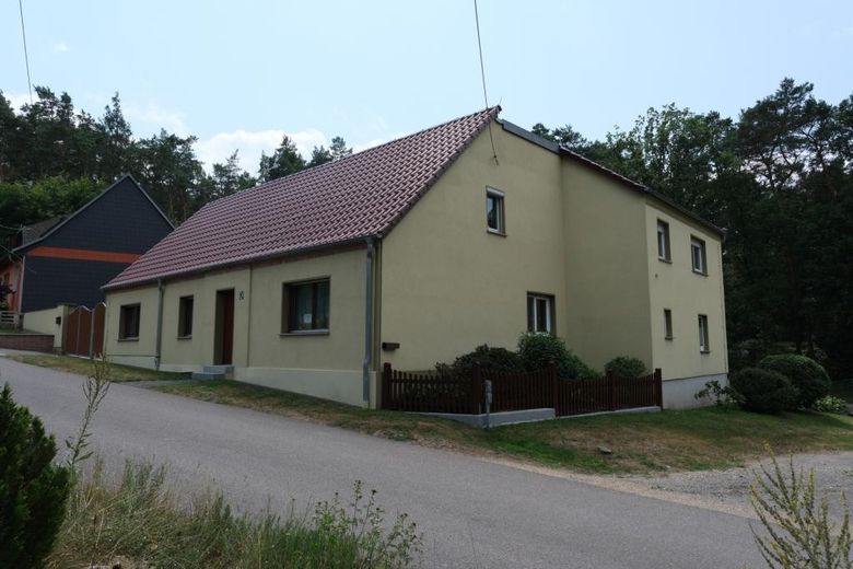 Idyllisch im Naturpark Hoher Fläming am Fuße der Burg Rabenstein gelegenes Landhaus – Foto 8