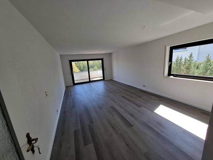Sprzedaż domu w domu w Bad Schwalbach – Wohnzimmer