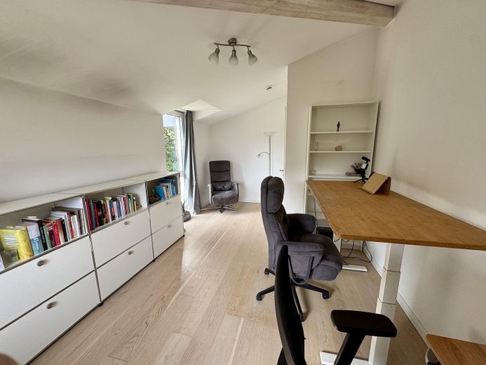 10_OG_Arbeitszimmer 1