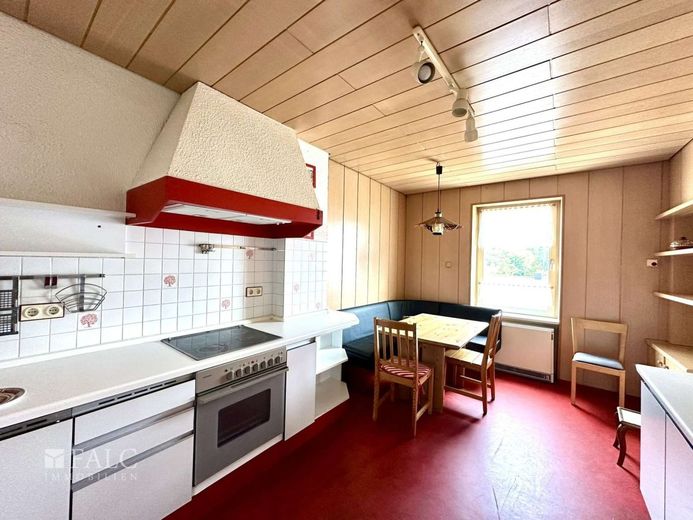 Sonnenhelles Zweifamilienhaus mit separatem Werkstattgebäude! – IMG_1032