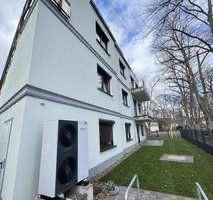 Traumhaftes Penthouse mit großer Dachterrasse & Dämeritzsee-Blick – Foto 7