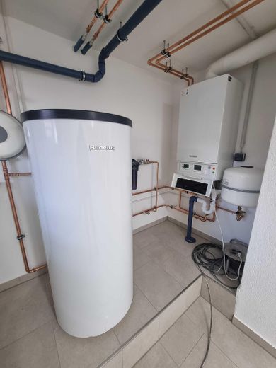 Haus statt Wohnung: 3-ZKB+Garten+Terrasse+Garagen – Heizungsanlage
