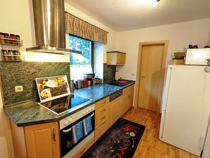 Einfamilienhaus mit 2 Extra-Wohneinheiten – Küche Einheit EG