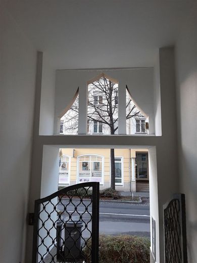 Vollvermietetes und saniertes Renditeobjekt mit Balkonen und Aufzug in zentraler Lage – 20251212_153045