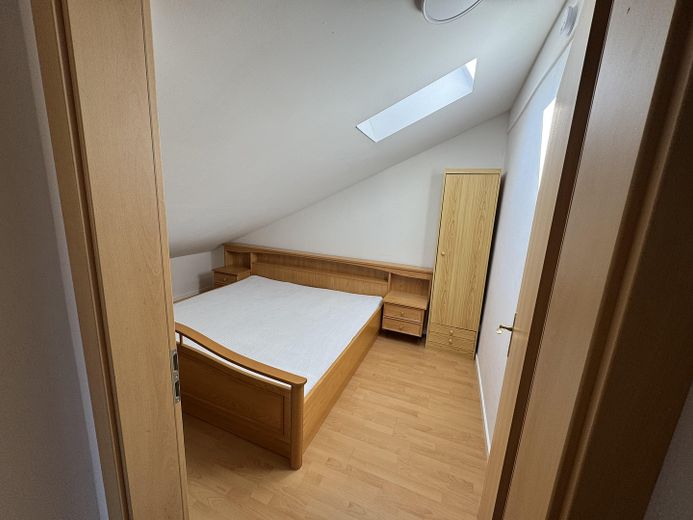 Schlafzimmer oder Ähnliches r.