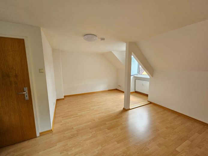 Bonito y luminoso apartamento de 1,5 habitaciones con cocina empotrada en Mainz-Mombach – Foto 3