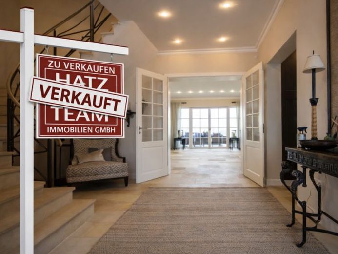 Verkauft! Luxuriöse Architektenvilla mit herrlichem Blick in
Passau-Salzweg! – Foto 1