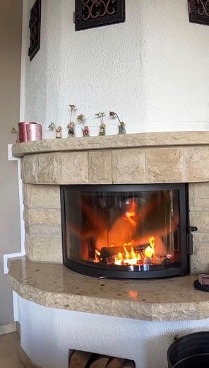 Straordinaria casa unifamiliare moderna con doppio garage – Kamin
