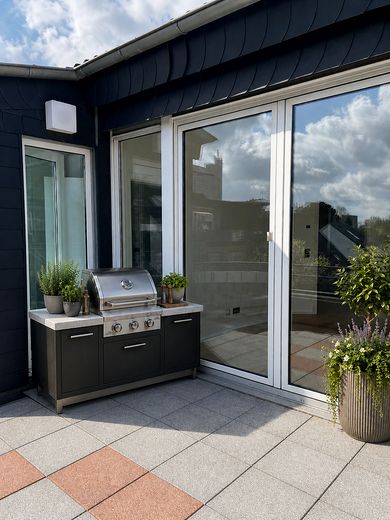 Wohnung mit großer Dachterrasse - Hücheln - 10 Minuten bis Köln – Foto 2