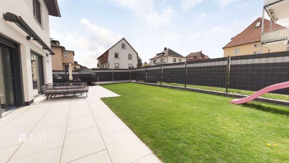 Traumhaftes Einfamilienhaus mit schönem Garten in Walldürn – Garten und Terrasse