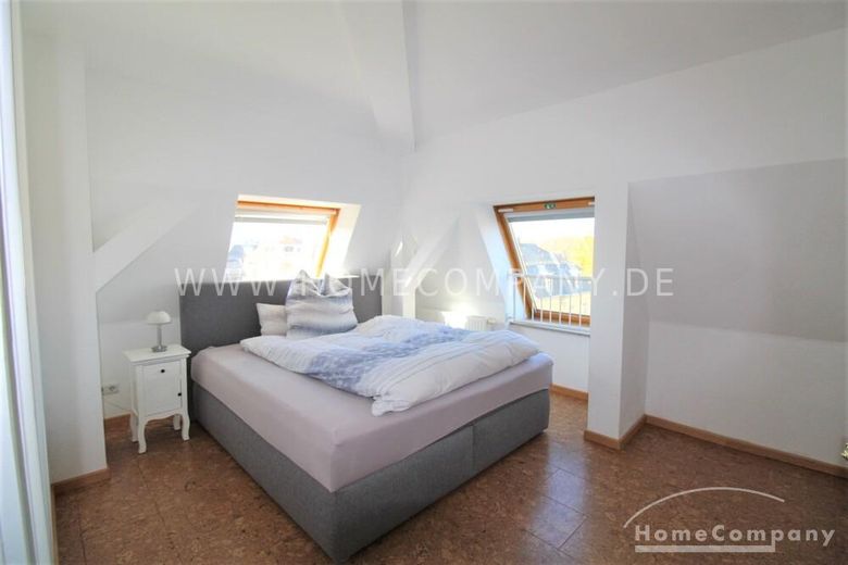 22801 HomeCompany Dresden Möbliert/Furnished 3-Zimmer Maisonette Wohnung in Dresden-Striesen mit Balkon max. 3 Personen – 213cd010a5fd907810221e539bc22552bdb3b3d1.jpg