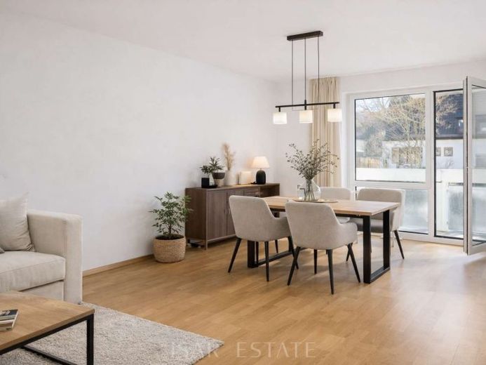 Moderno appartamento di 2 locali con balcone e collegamenti ideali ai trasporti pubblici – Foto 1
