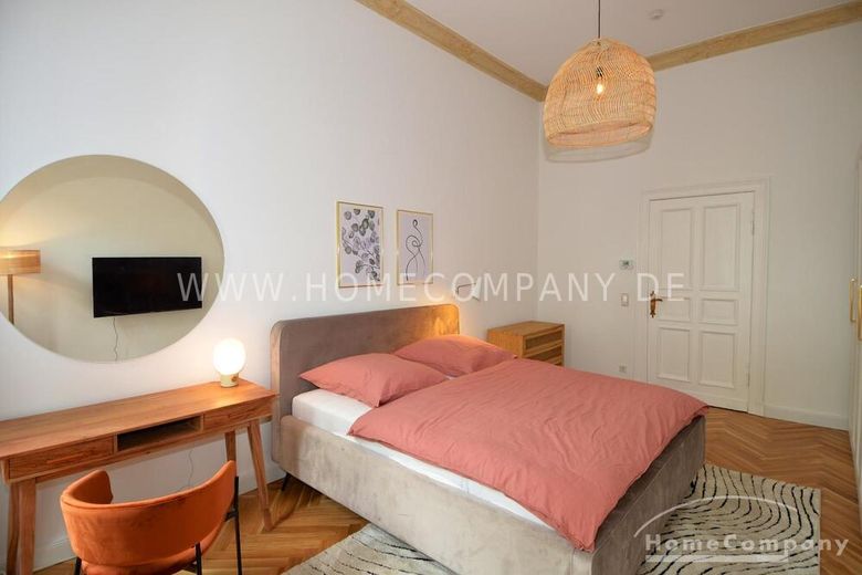 Hochwertige 4 Zimmerwohnung, Altbau Stuck, am Ku´Damm zentral – 396e4abfe89fe81f411ce1cf9c6e049f3853a558.jpg