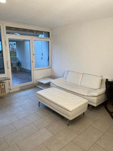 Komplett sanierte 1-Zimmer Wohnung – Wohn/Schlafzimmer