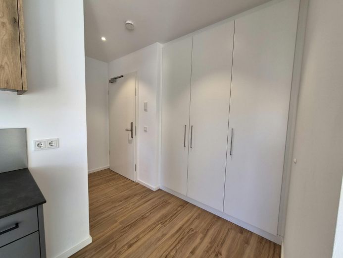 1,5 Zimmer Wohnung, EBK, Balkon, TG Stellplatz – Фото 9