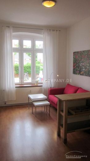 شقة مريحة من 1,5 غرفة في قلب كيل، مفروشة – 97b93d1ba0b87a25bd2a900a9d82a8265ea7cde4.jpg