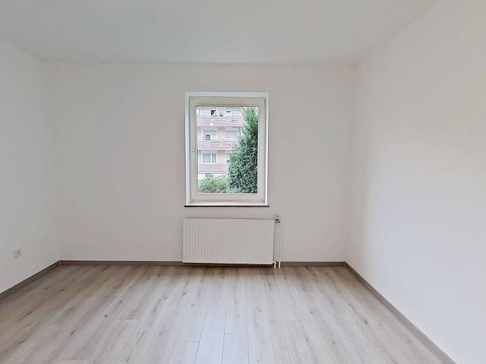 BALKONLU ve bol ışık alan, konforlu 3 odalı daire – Ansicht I: Schlafzimmer I