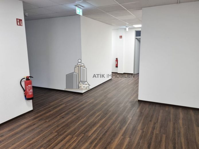 ATIK: Helle, moderne Bürofläche im Erdgeschoss - provisionsfrei – Innenansicht