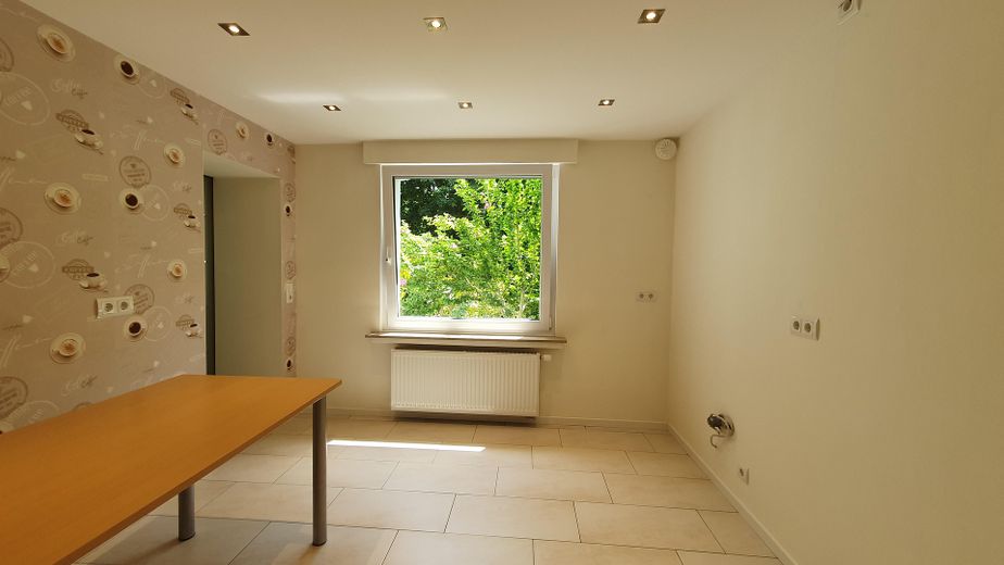 Detached house with granny apartment, pool and large garden in Remscheid Süd – Einliegerwohnung Küche
