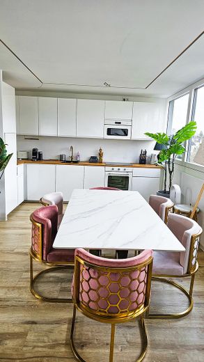 Exklusiv #Provisionsfrei# Neubau Dachgeschoss Wohnung vollmöbliert mit Dachterrase – फोटो 27
