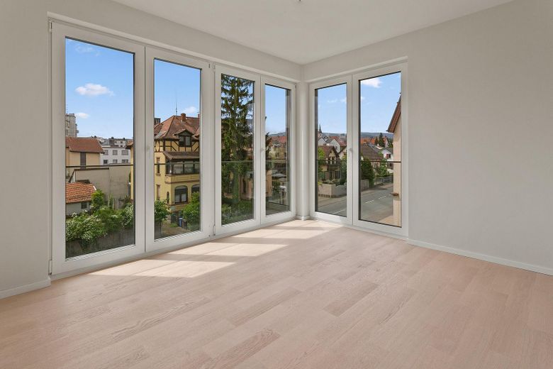 4-Zimmer-Wohnung mit hochwertiger Einbauküche und großem Balkon zu vermieten! – Schlafzimmer