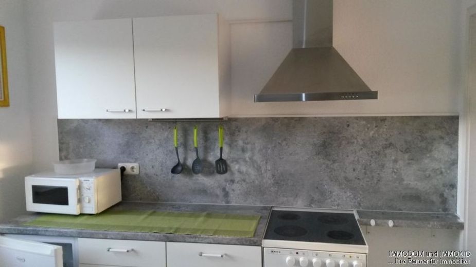 2-Zimmer-Wohnung mit BALKON - vollmöbliert -Nähe VW-Standort – Küche