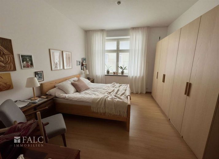 Attraktives Wohn- und Geschäftshaus in Solingen Höhscheid – Schlafzimmer 1. OG
